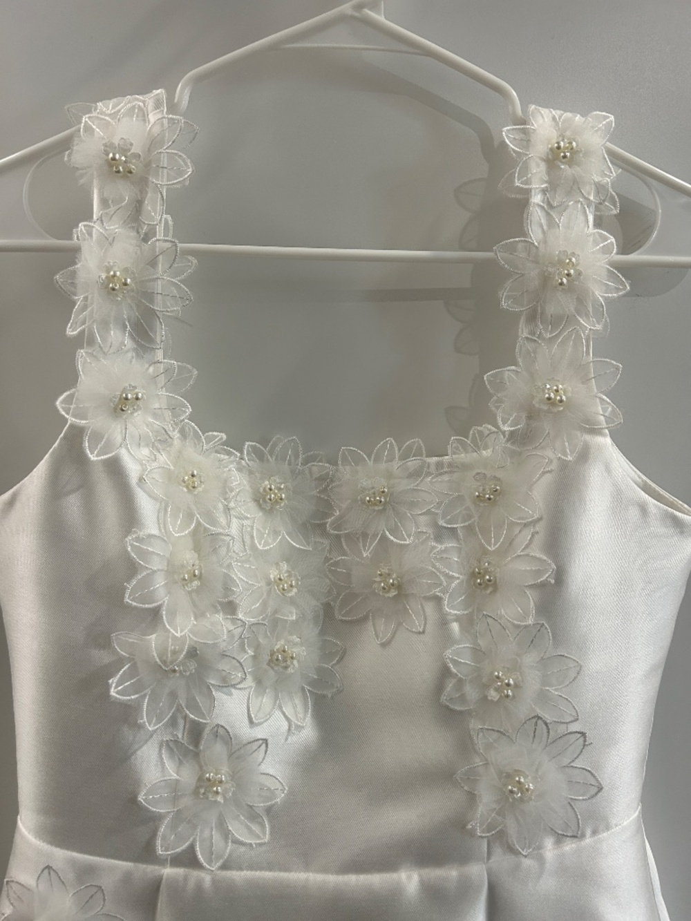 ELLIATT Elder Dress - White - Picture 2 of 6